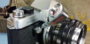 How the original instruction booklet should have looked. Yashica branded self-timer with the Pentamatic.