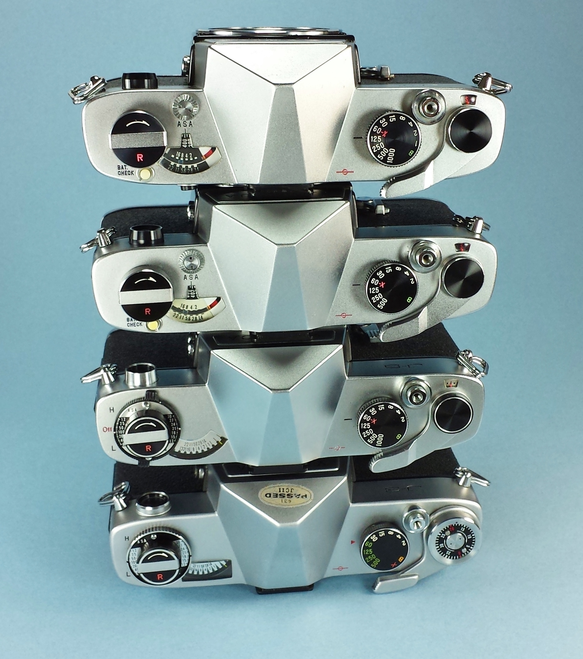 Yashica “J” Series of 35mm SLRs – 1960s | Chasing Classic Cameras