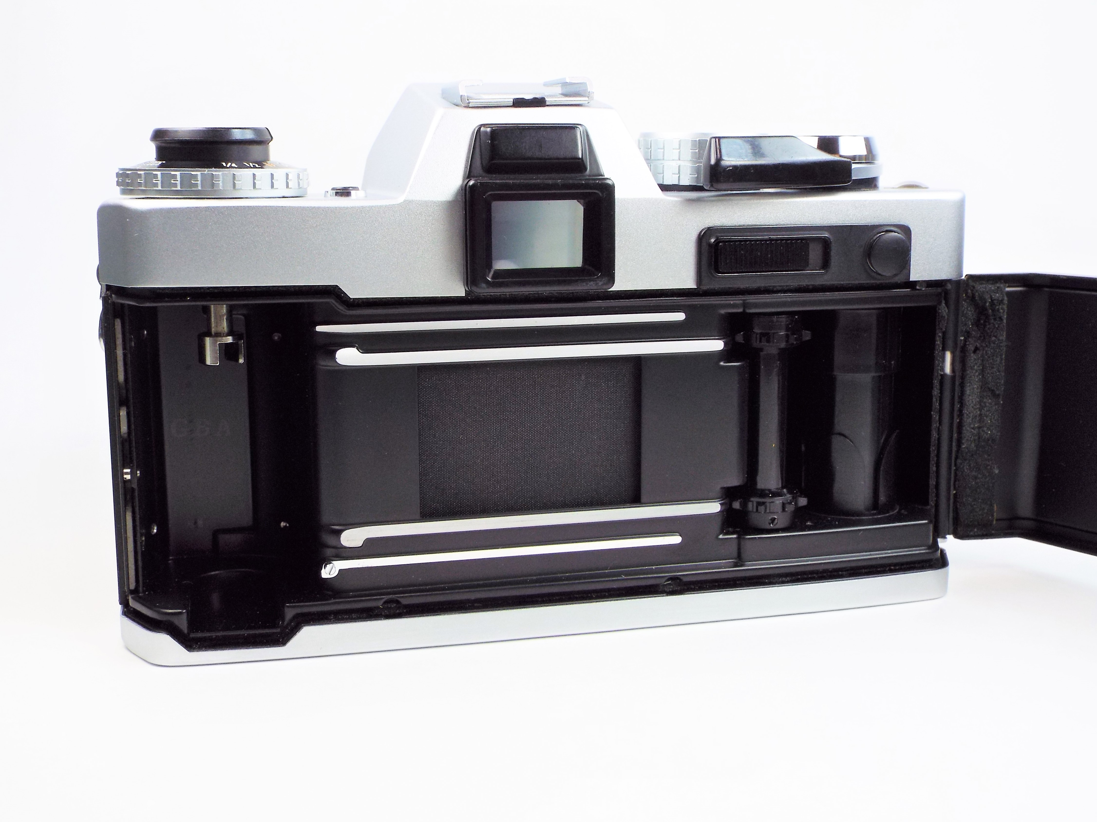 Yashica FR II – the camera that made me buy the Canon F-1 | Chasing ...