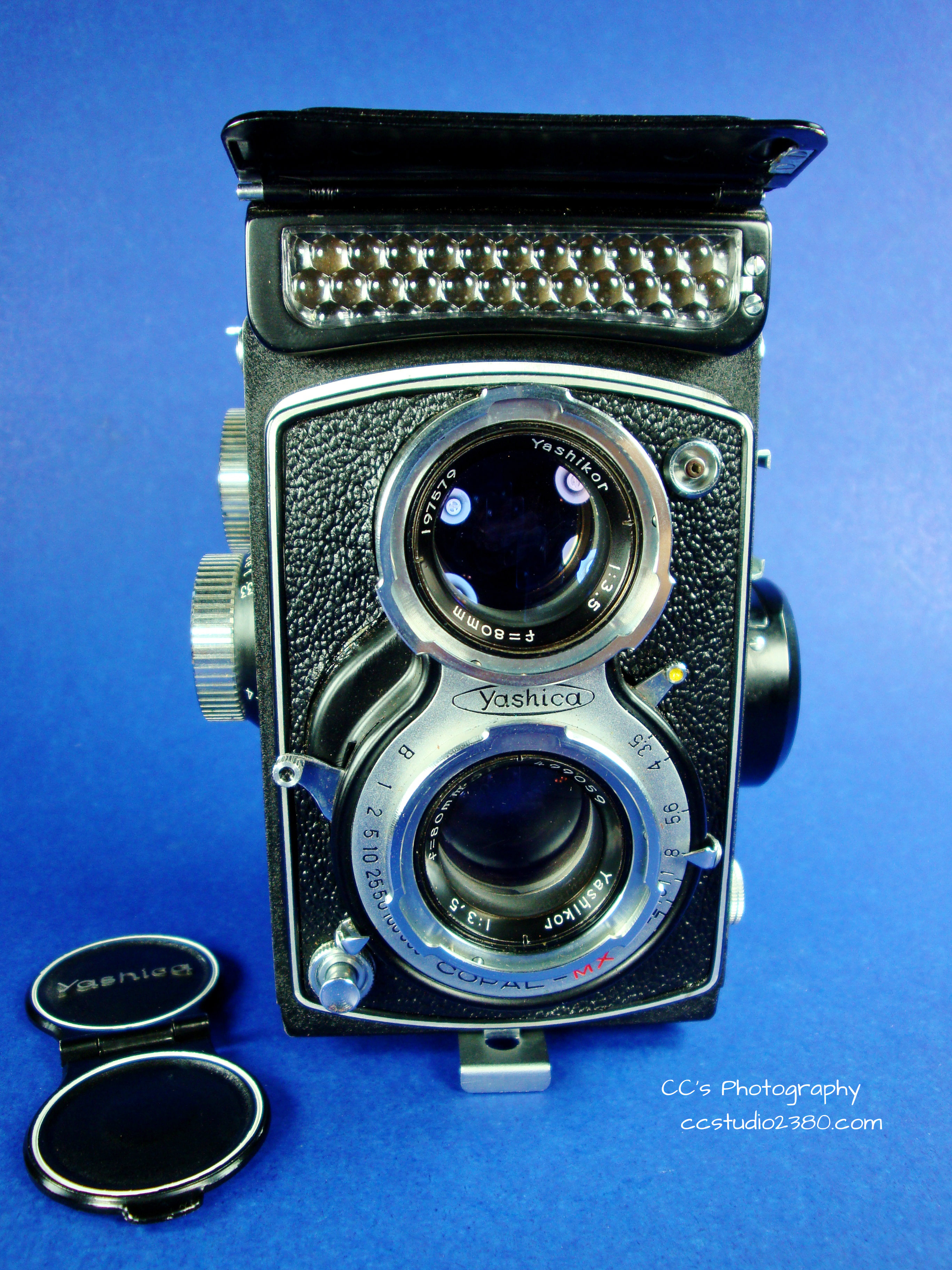 yashica lm first 1 logo